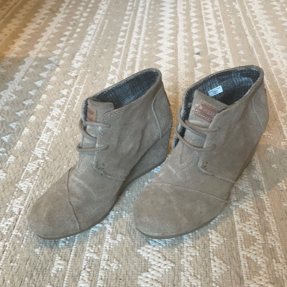 Tom’s Wedge Suede Ankle Booties